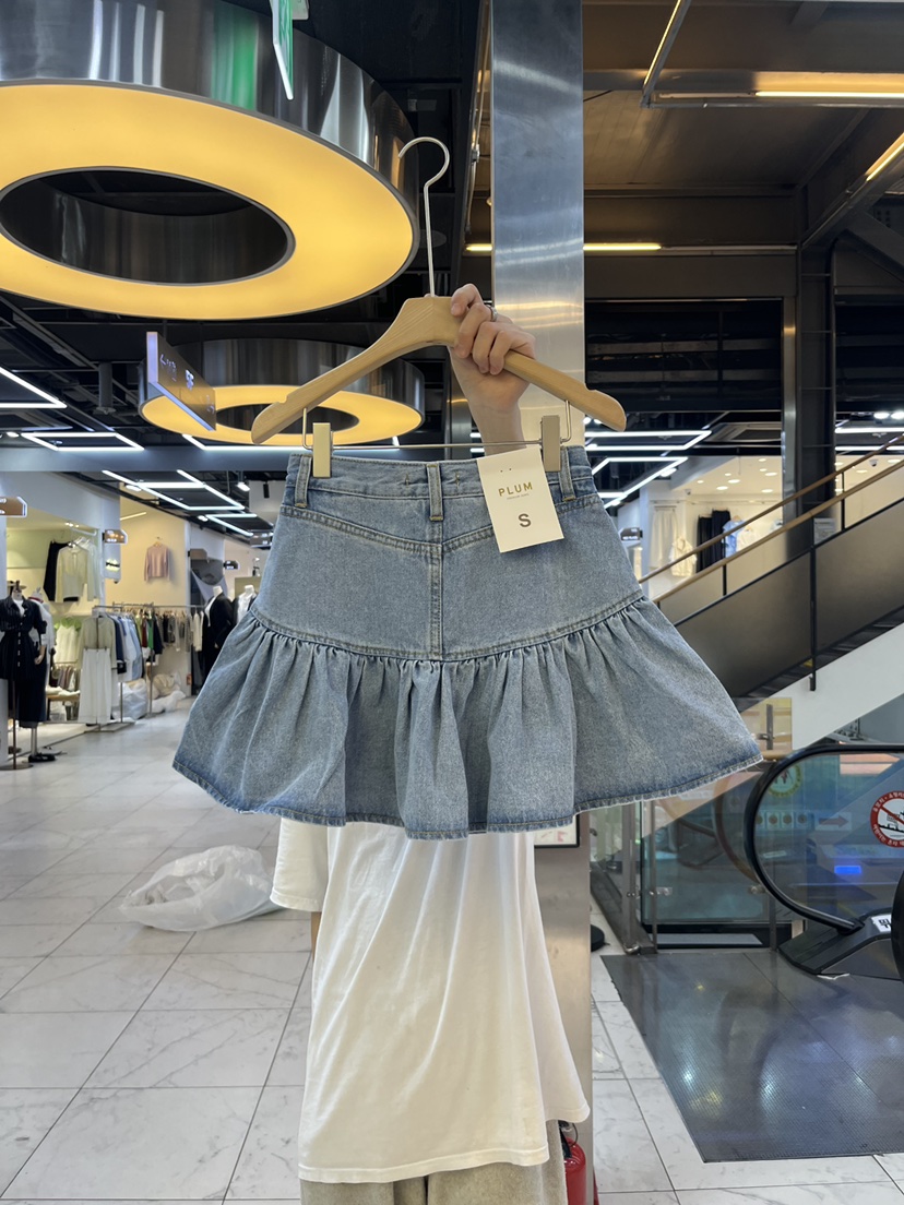 PLUM-q韓國直郵㊣東大門實拍女裝新品熱賣人氣推薦休閑短裙PLUM短裙