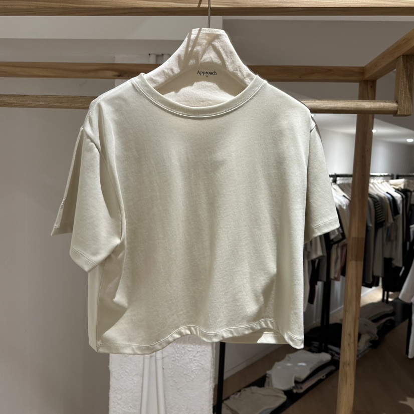 APPROACH0.1韓國直郵㊣東大門實拍女裝新品人氣推薦T恤刺繡APPROACH0.1T恤圖色3