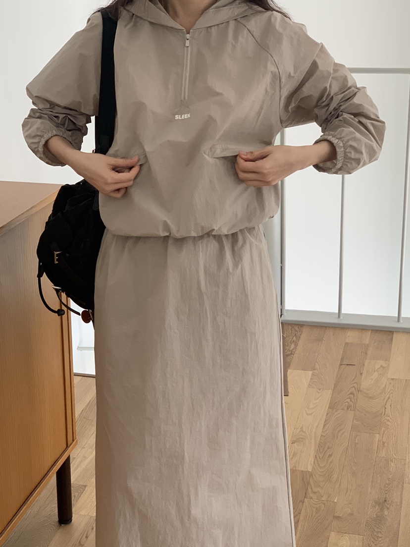 LOGARDEN韓國直郵女士新品推薦時尚人氣職業真品25春夏衛衣LO GARDEN衛衣