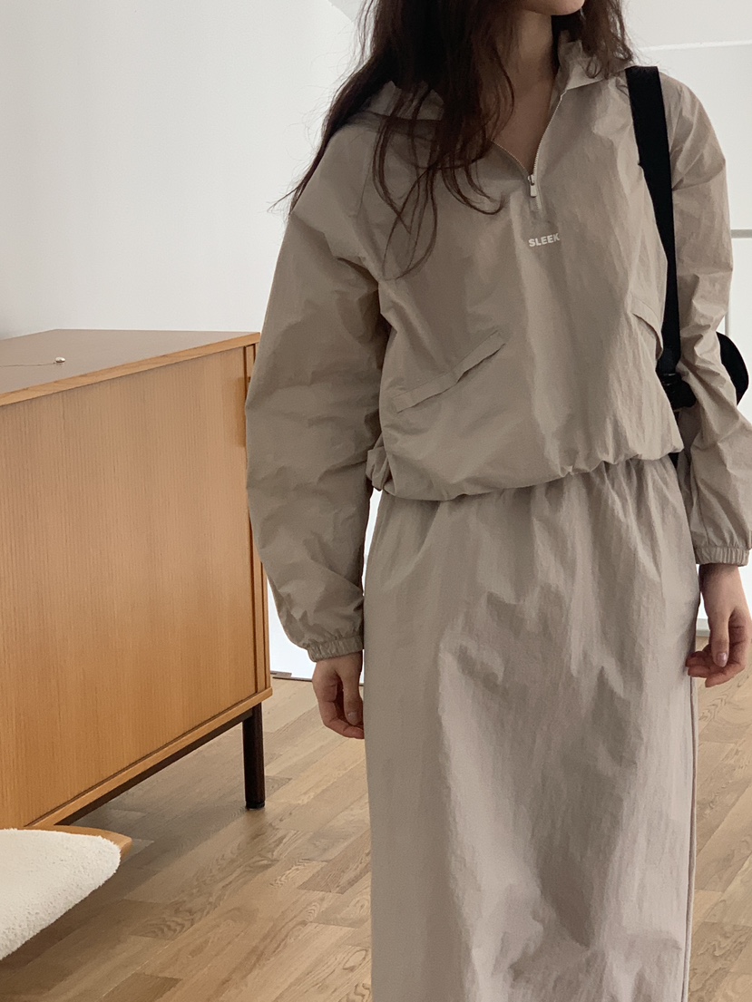 LOGARDEN韓國直郵女士新品推薦時尚人氣職業真品25春夏衛衣LO GARDEN衛衣