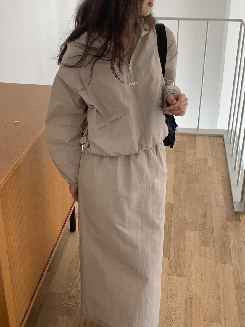 LOGARDEN韓國直郵女士新品推薦時尚人氣職業真品25春夏衛衣LO GARDEN衛衣