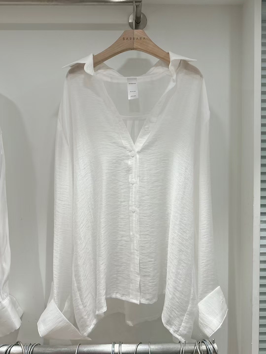 THE BARBARA韓國直郵女士新品真品推薦時尚襯衫蕾絲衫透明THE BARBARA襯衫/蕾絲衫圖色2