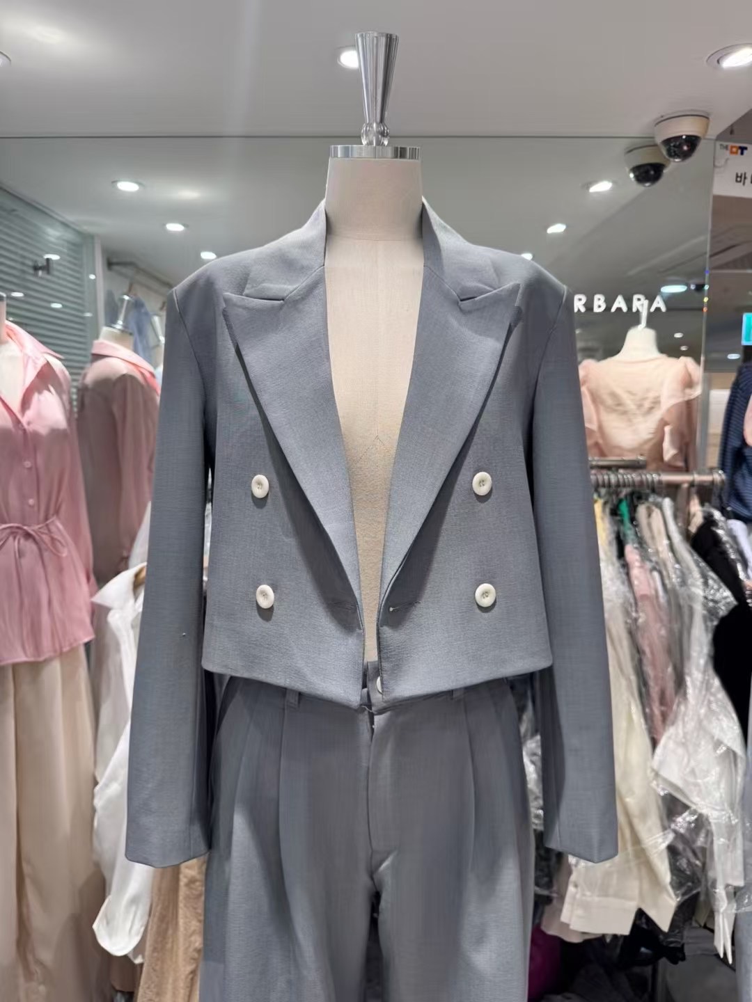 THE BARBARA東大門代購女士新品真品休閑熱賣時尚夾克短款THE BARBARA夾克圖色2