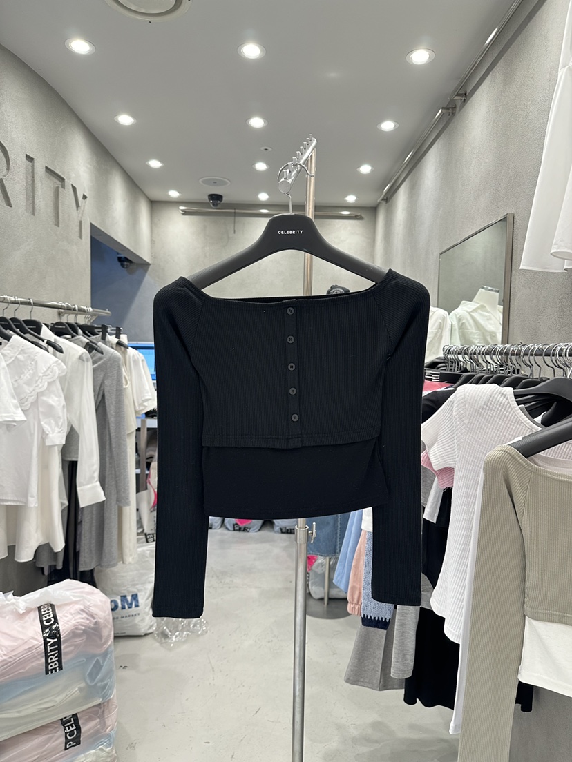 CELEBRITY-A韓國直郵女裝新品25春夏時尚人氣休閑真品長袖T恤CELEBRITY-A長袖T恤圖色3