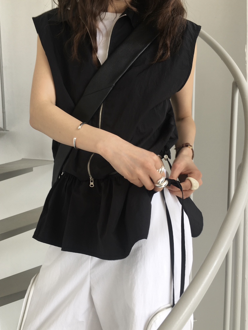 MONDAYMORING東大門直郵女士新品人氣職業推薦25春夏時尚馬甲MONDAYMORING馬甲