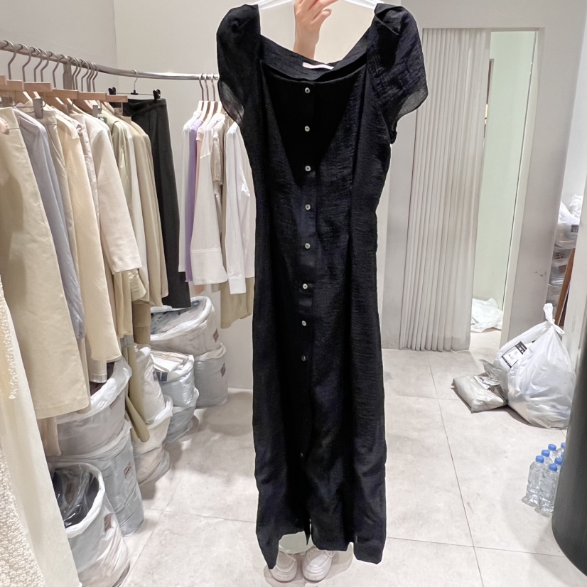 GLOW AND NYMPH韓國直郵㊣東大門實拍女裝新品25春夏連衣裙GLOW AND NYMPH連衣裙圖色2