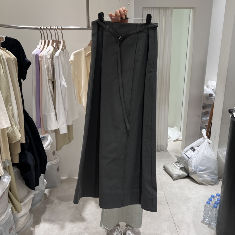 GLOW AND NYMPH韓國直郵㊣東大門實拍女裝新品推薦半身裙中短裙含腰帶GLOW AND NYMPH半身裙/中短裙圖色2