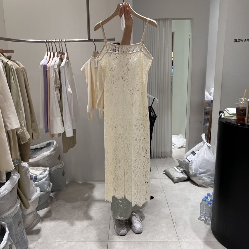GLOW AND NYMPH韓國直郵㊣女裝新品熱賣25春夏推薦連衣裙GLOW AND NYMPH連衣裙