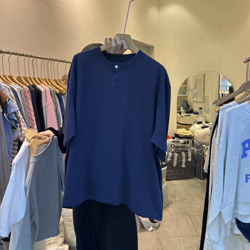 AND FLOYD韓國㊣直郵東大門代購女裝新品人氣推薦時尚休閑T恤stunning and FloydT恤圖色3
