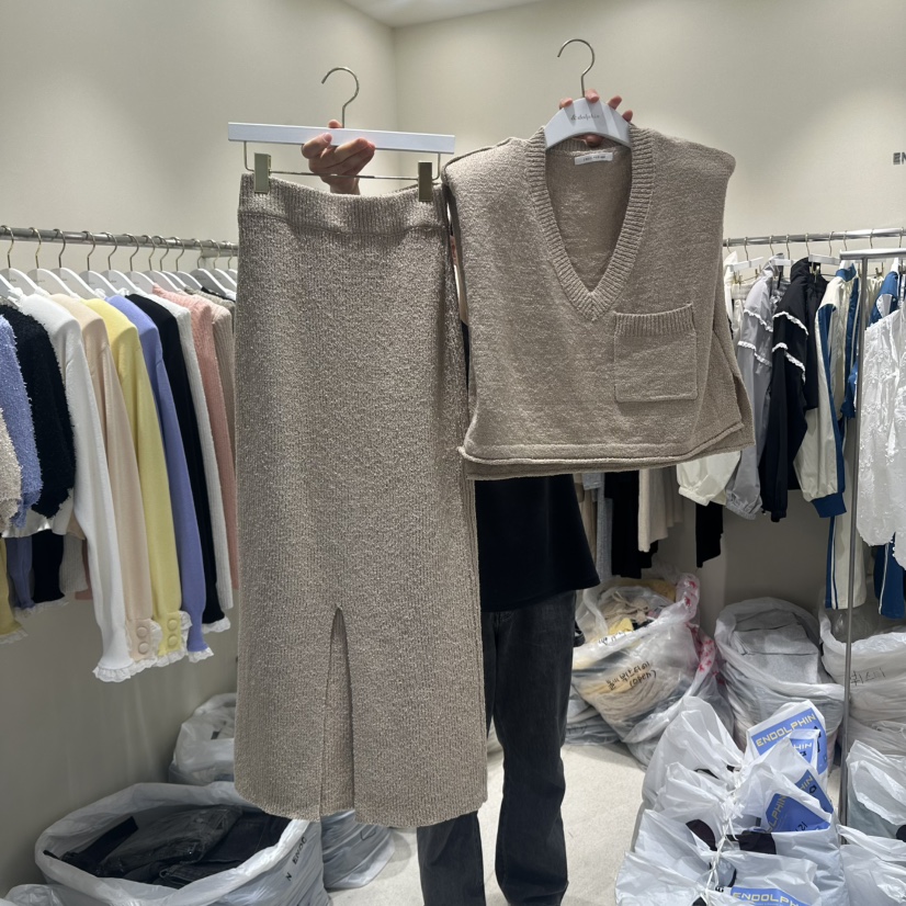 ENDOLPHIN直郵韓國代購㊣女裝新品休閑熱賣時尚人氣套裝兩件套ENDOLPHIN套裝圖色3