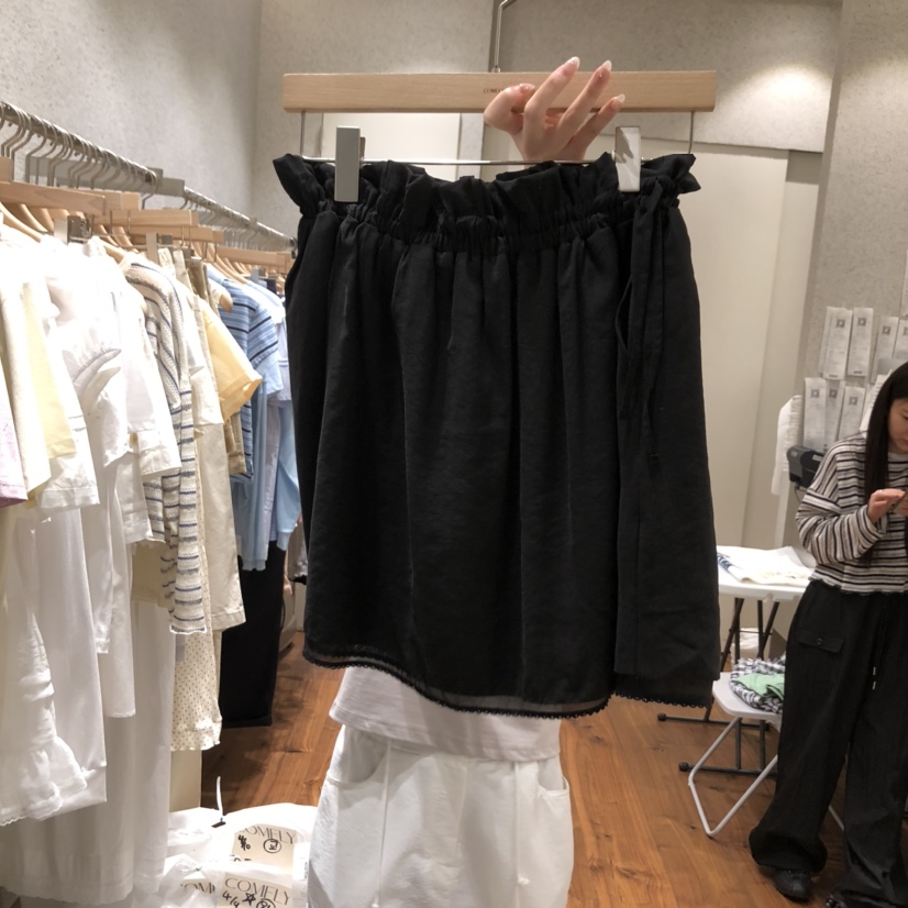 COMELY韓國直郵㊣東大門實拍女裝新品人氣時尚休閑推薦短裙COMELY短裙圖色2