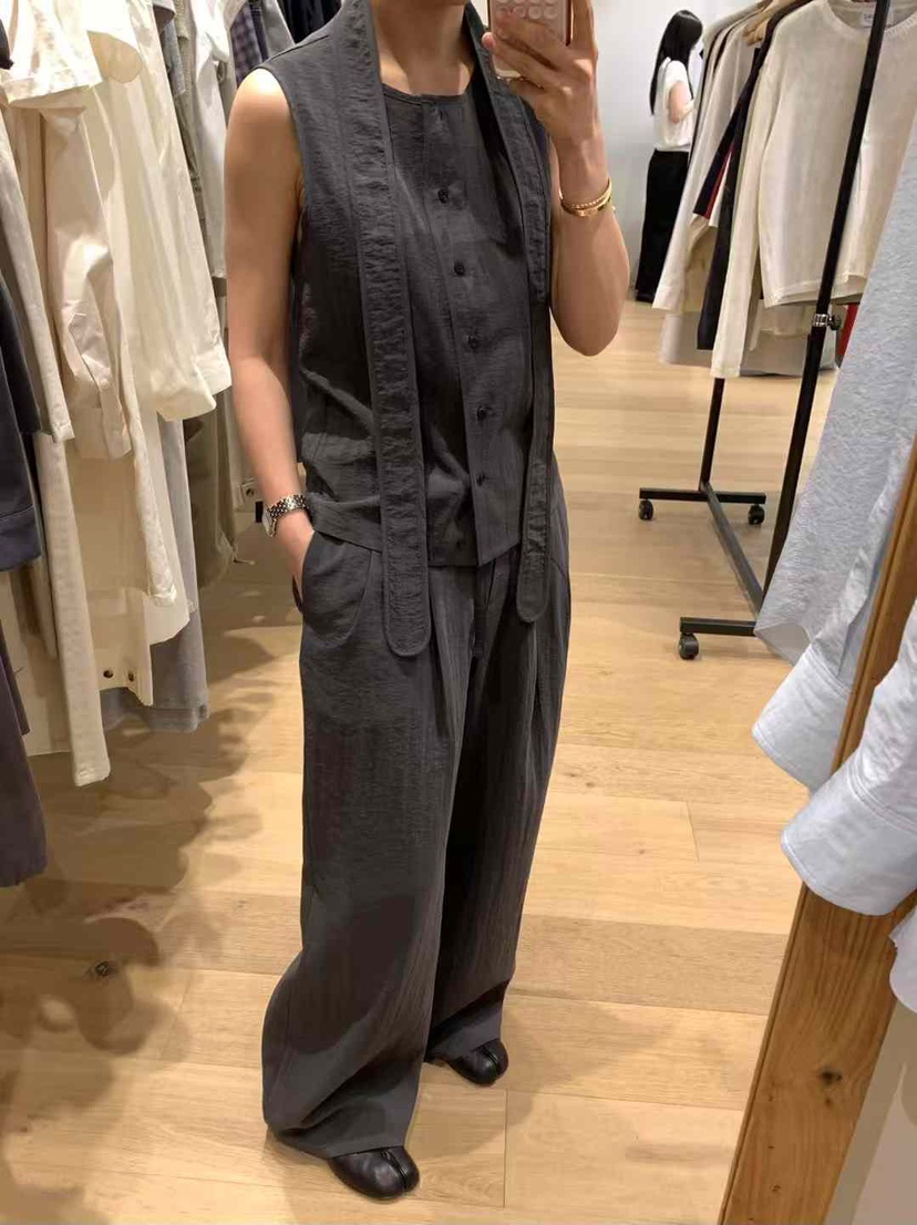 FEBRUARY 11韓國㊣直郵東大門代購女裝新品人氣套裝含脖帶套裝FEBRUARY11套裝