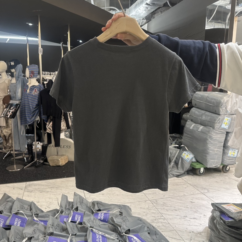 SUNDER MARKET直郵韓國代購㊣女裝新款時尚25春夏熱賣推薦T恤SUNDER MARKETT恤