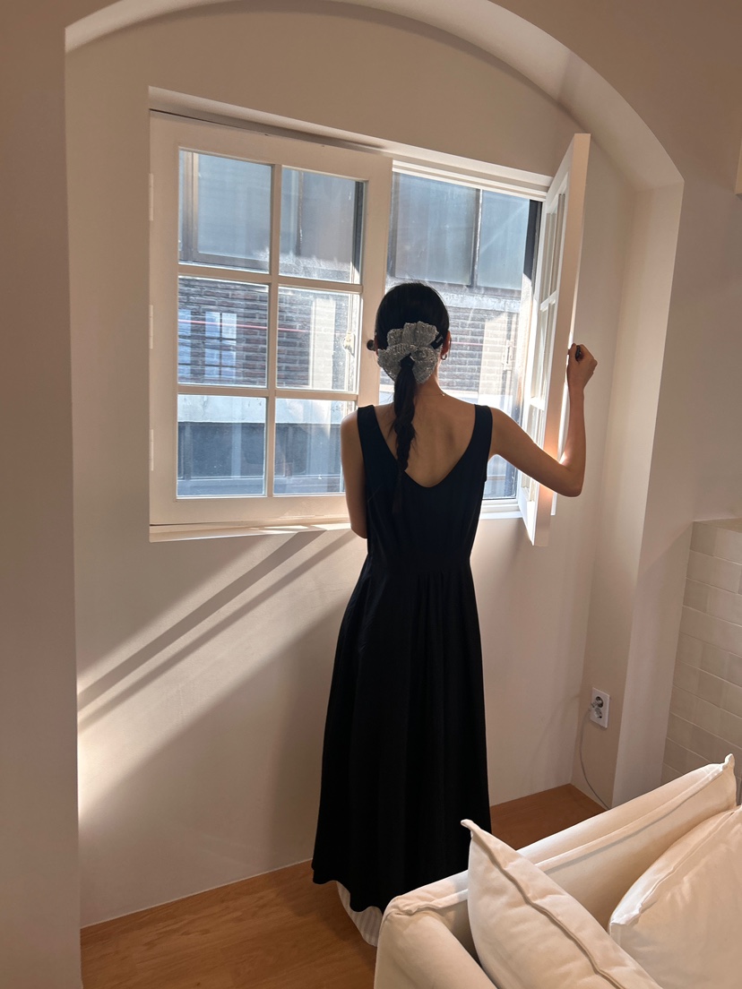 ME MO韓國直郵㊣東大門實拍女裝新款熱賣時尚休閑25春夏連衣裙ME MO連衣裙