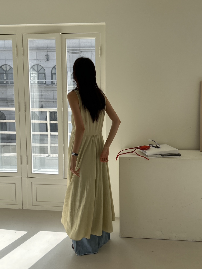 ME MO韓國直郵㊣東大門實拍女裝新款熱賣時尚休閑25春夏連衣裙ME MO連衣裙