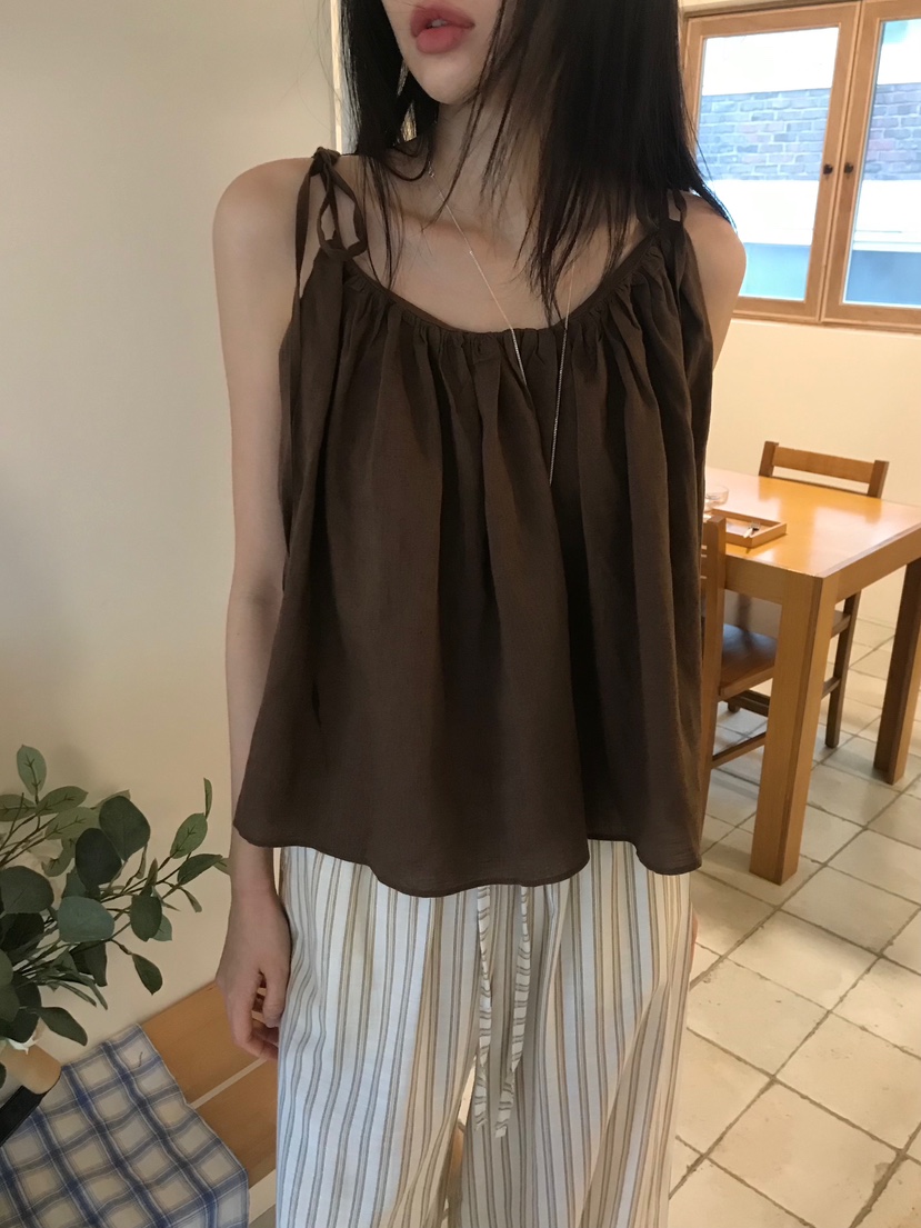 ME MO韓國直郵㊣東大門實拍女裝新款人氣熱賣推薦吊帶背心ME MO吊帶/背心