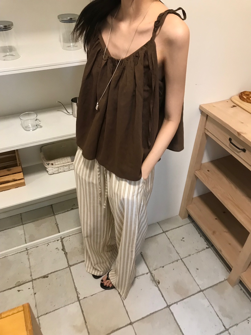ME MO韓國直郵㊣東大門實拍女裝新款人氣熱賣推薦吊帶背心ME MO吊帶/背心