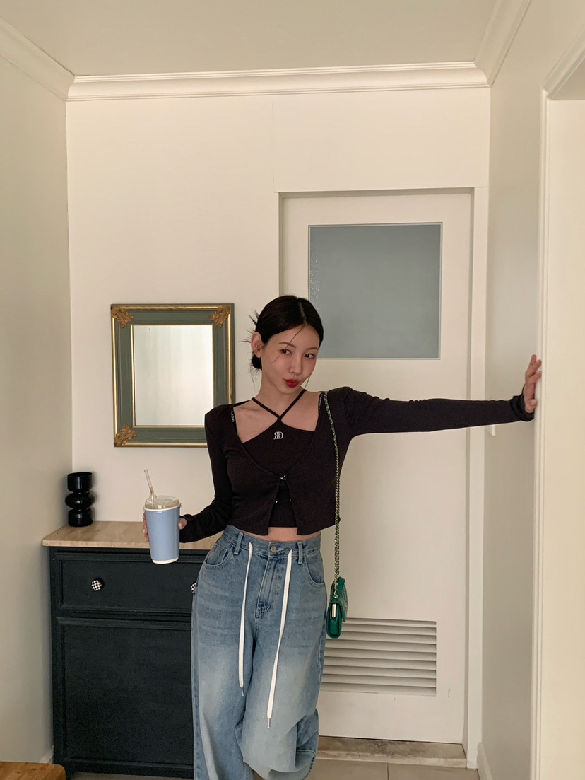 REVE CITE-L韓國㊣直郵東大門代購女裝新款推薦套裝掛脖開衫套裝REVE CITE套裝