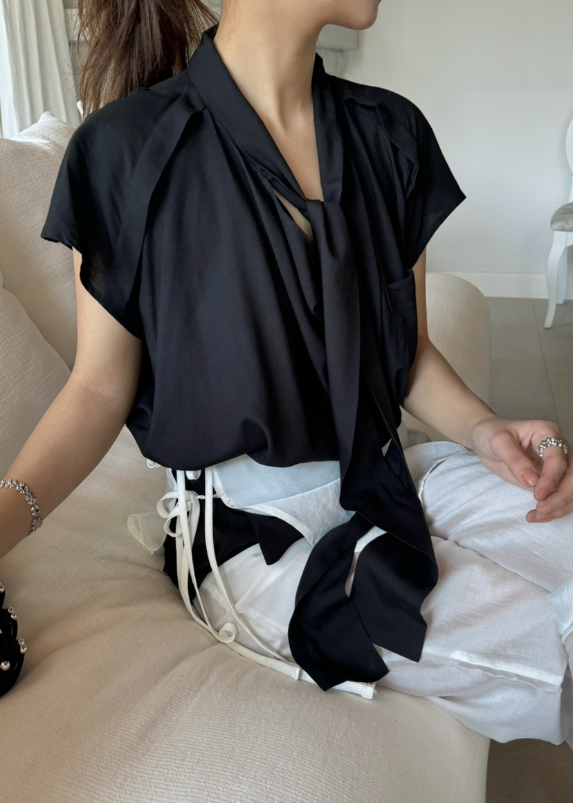 OUPPT韓國㊣直郵東大門代購女裝新款熱賣人氣推薦襯衫蕾絲衫OUPPT襯衫/蕾絲衫圖色2
