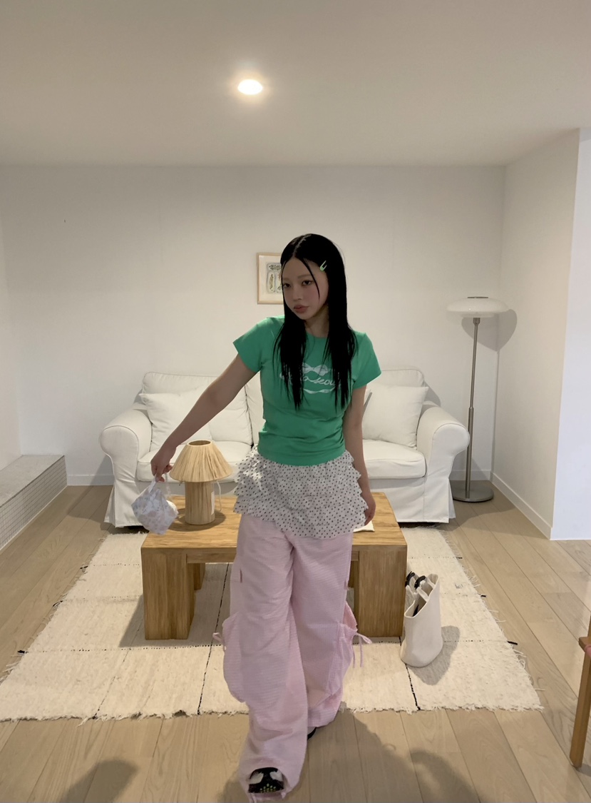 SEOLO韓國直郵㊣東大門實拍女裝新款推薦人氣時尚熱賣休閑T恤Seolo seoulT恤