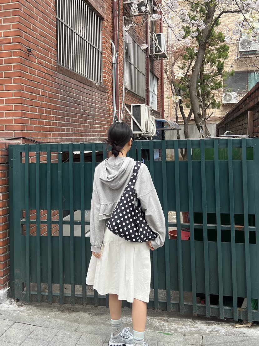 SUNDER MARKET韓國㊣直郵東大門代購女裝新品熱賣夾克荷葉邊兜帽SUNDER MARKET夾克