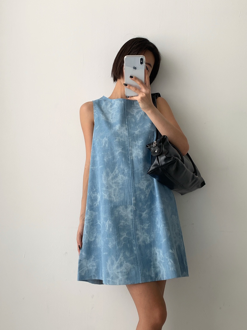 ANGLOG BEIGE韓國直郵㊣東大門實拍女裝新品推薦25春夏連衣裙ANGLOG BEIGE連衣裙