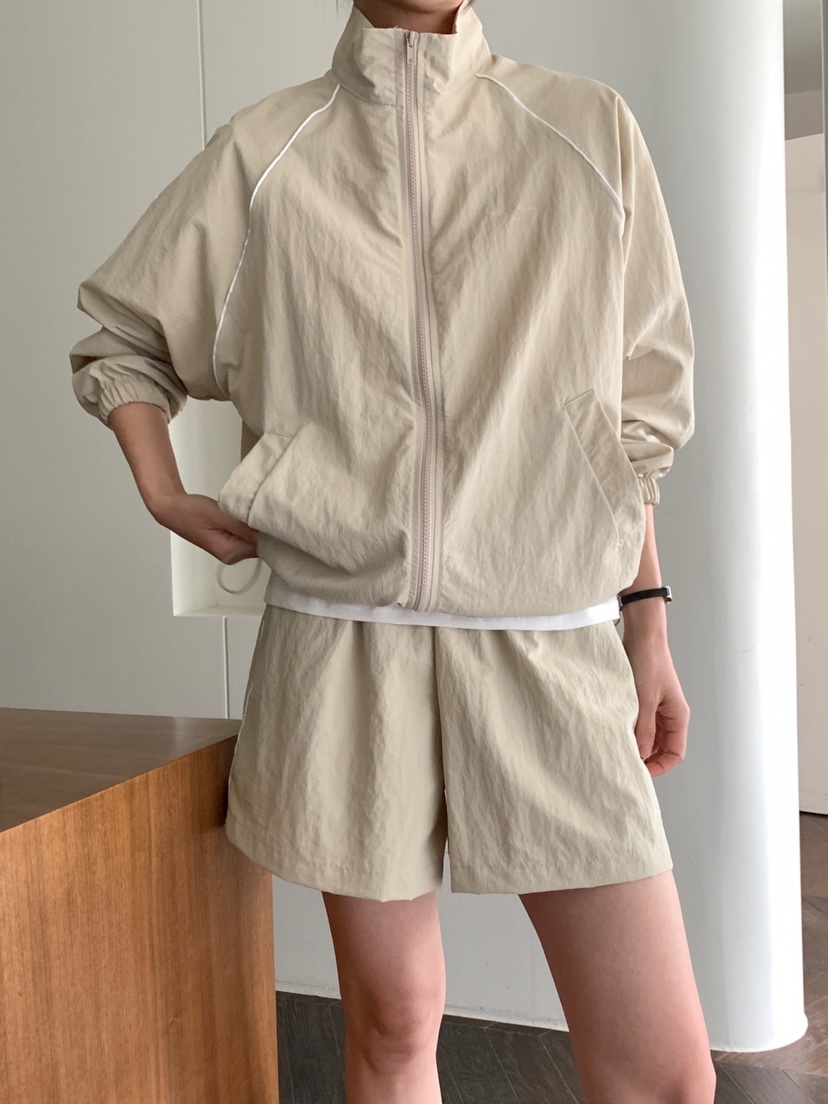 WOOD韓國直郵㊣東大門實拍女裝新品熱賣時尚25春夏套裝套裝WOOD套裝