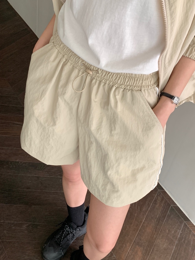 WOOD韓國直郵㊣東大門實拍女裝新品熱賣時尚25春夏套裝套裝WOOD套裝
