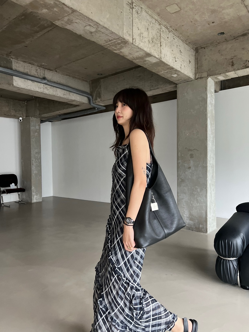 SOLAR韓國直郵㊣女裝新款時尚推薦休閑熱賣人氣25春夏連衣裙格紋SOLAR連衣裙
