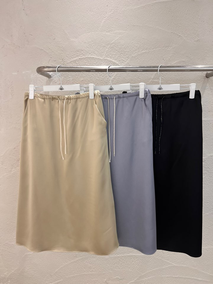 MILUI韓國直郵㊣東大門實拍女裝新品時尚人氣25春夏半身裙中短裙MILUI半身裙/中短裙