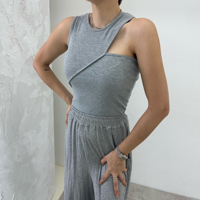 SOUIT直郵韓國代購㊣女裝新款25春夏熱賣人氣推薦時尚吊帶背心SOUIT by mabel-L吊帶/背心圖色2