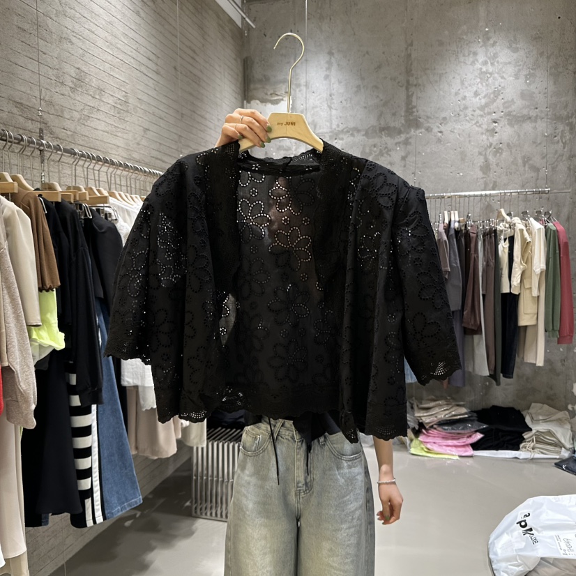 JUNI韓國㊣直郵東大門代購女裝新款25春夏推薦時尚襯衫蕾絲衫my juni襯衫/蕾絲衫圖色2