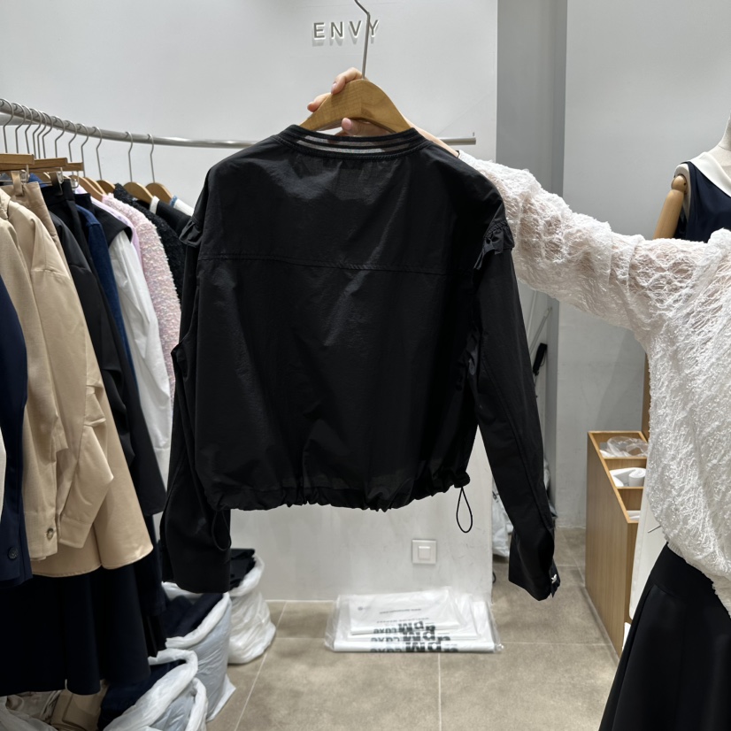 ENVY韓國直郵㊣東大門實拍女裝新品熱賣休閑人氣夾克荷葉邊ENVY夾克