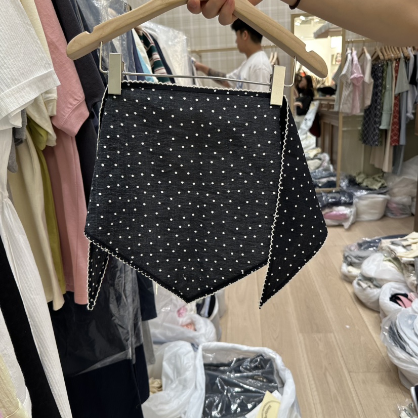 OURMOMENT直郵韓國代購㊣女裝新品25春夏人氣推薦時尚圍巾披肩OURMOMENT圍巾/披肩