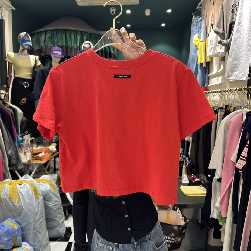 3COLOR(此品牌名稱會遭售假投訴,建議淘寶店鋪商品名稱中不要使用)直郵韓國代購㊣女裝新款熱賣T恤Three colorT恤