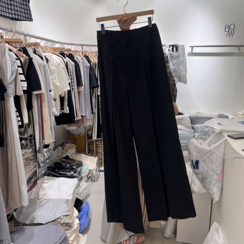 BY BOMI韓國直郵㊣東大門實拍女裝新品熱賣推薦25春夏休閑褲BY BOMI休閑褲圖色2