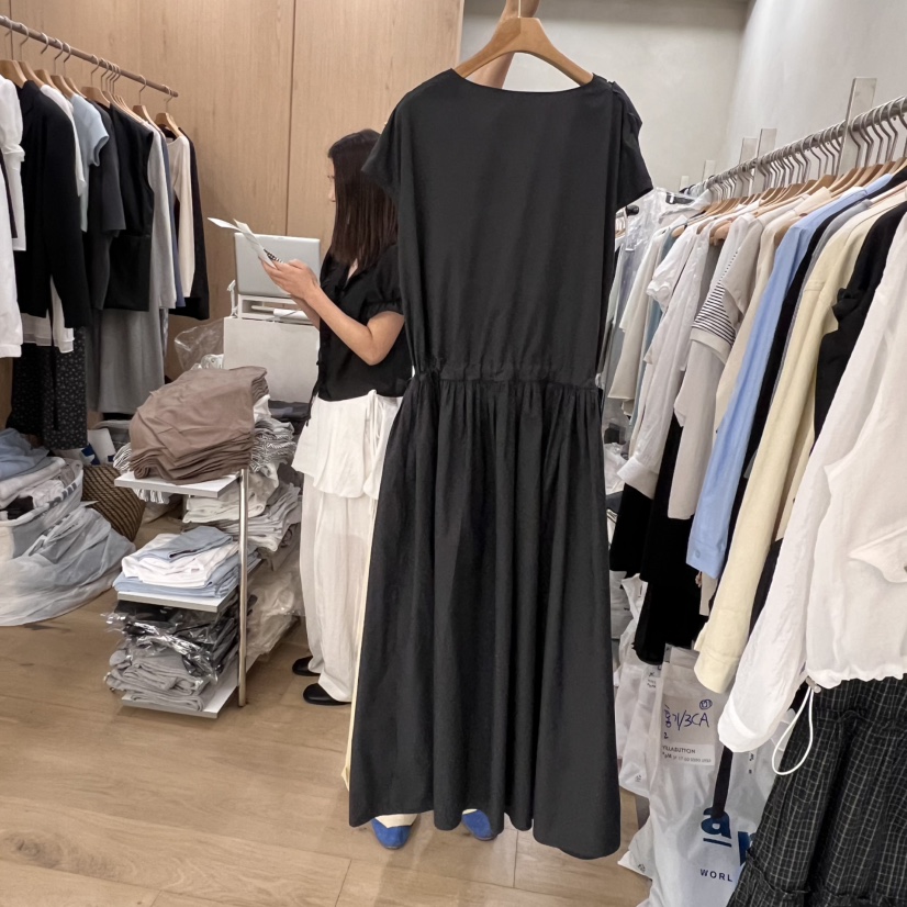 VILLABUTTON韓國直郵㊣女裝新品休閑25春夏人氣時尚熱賣連衣裙VILLABUTTON連衣裙