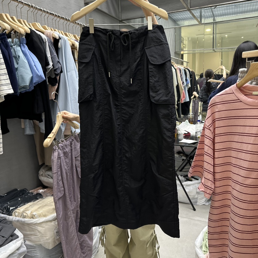 UOOV直郵韓國代購㊣女裝新品時尚25春夏熱賣休閑推薦人氣長裙UOOV長裙圖色2