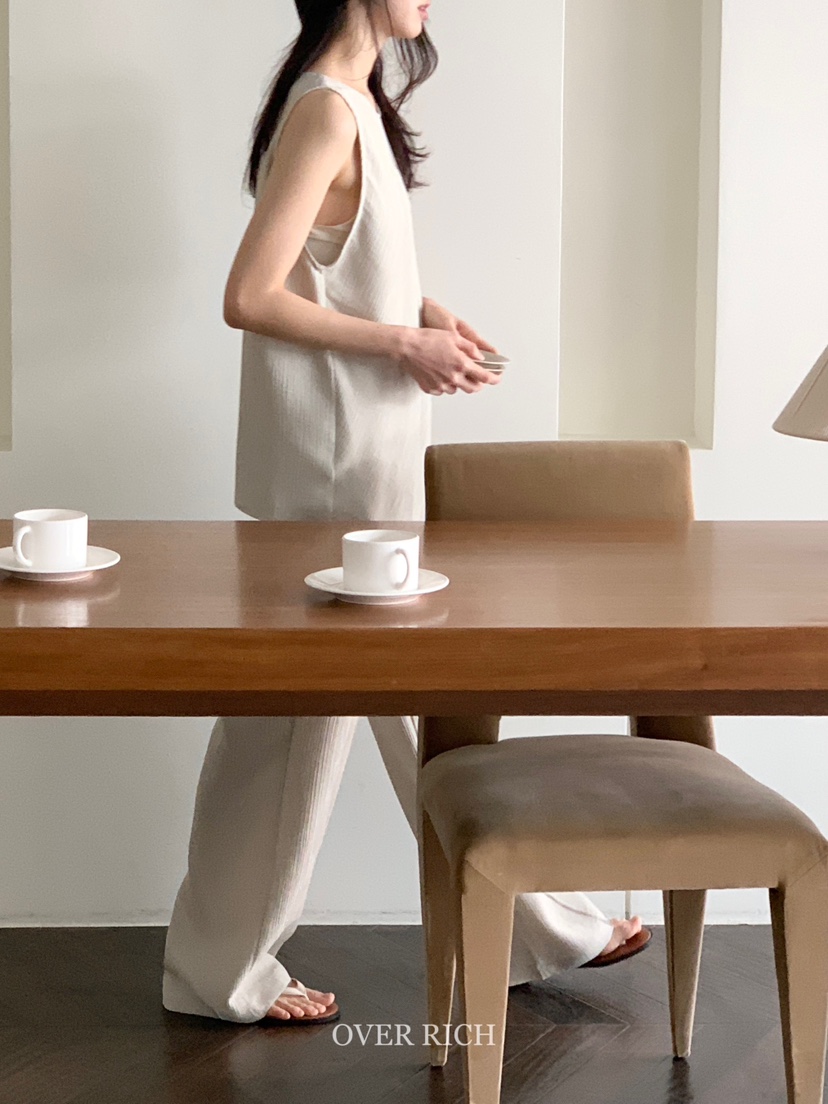 OVER RICH韓國㊣直郵東大門代購女裝新款時尚熱賣吊帶背心OVER RICH吊帶/背心