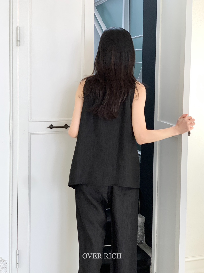 OVER RICH韓國㊣直郵東大門代購女裝新款時尚熱賣吊帶背心OVER RICH吊帶/背心