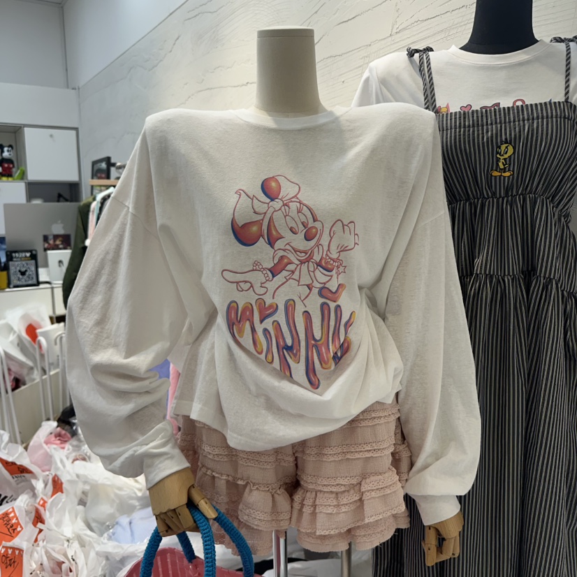 DE LINE韓國直郵㊣東大門實拍女裝新品人氣熱賣休閑長袖T恤DE LINE長袖T恤