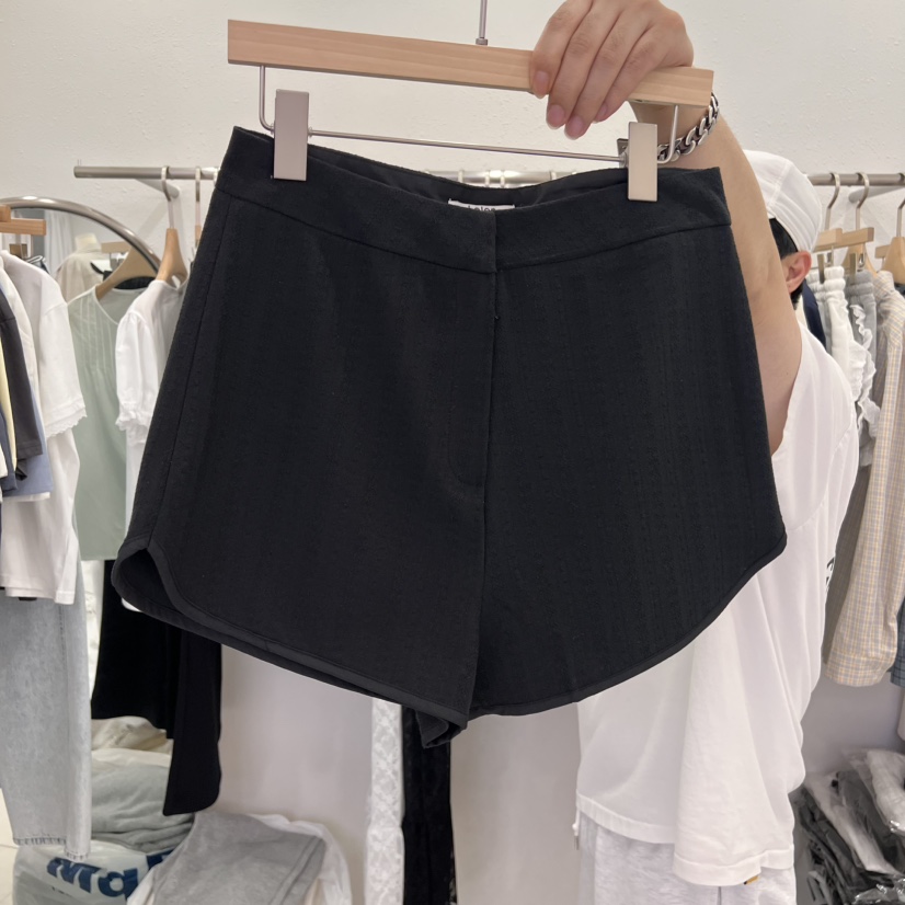 LELEN韓國㊣直郵東大門代購女裝新品人氣25春夏時尚熱賣短褲LELEN短褲圖色2