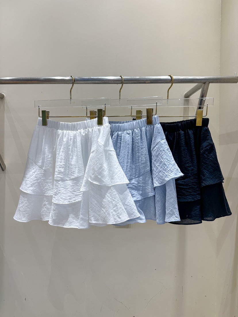 81 MARKET-L韓國㊣直郵東大門代購女裝新品推薦時尚人氣短裙81 MARKET-L短裙