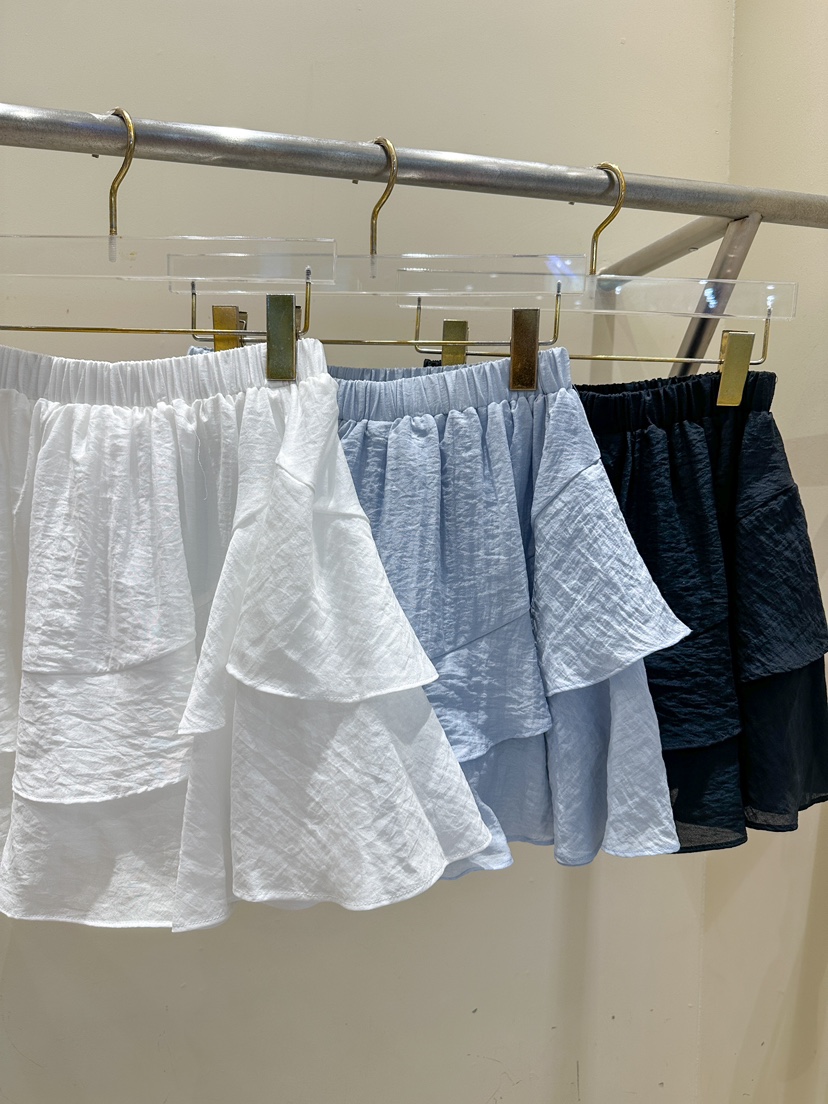 81 MARKET-L韓國㊣直郵東大門代購女裝新品推薦時尚人氣短裙81 MARKET-L短裙