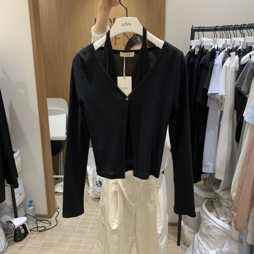 LOFN韓國直郵㊣女裝新品休閑推薦時尚熱賣25春夏長袖T恤假兩件LOFN長袖T恤圖色5
