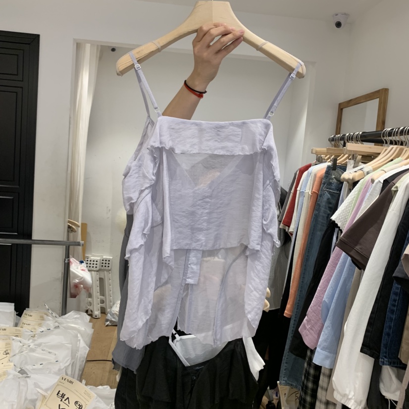 VENIR-a韓國直郵㊣東大門實拍女裝新品推薦吊帶背心荷葉邊蕾絲VENIR-a吊帶/背心