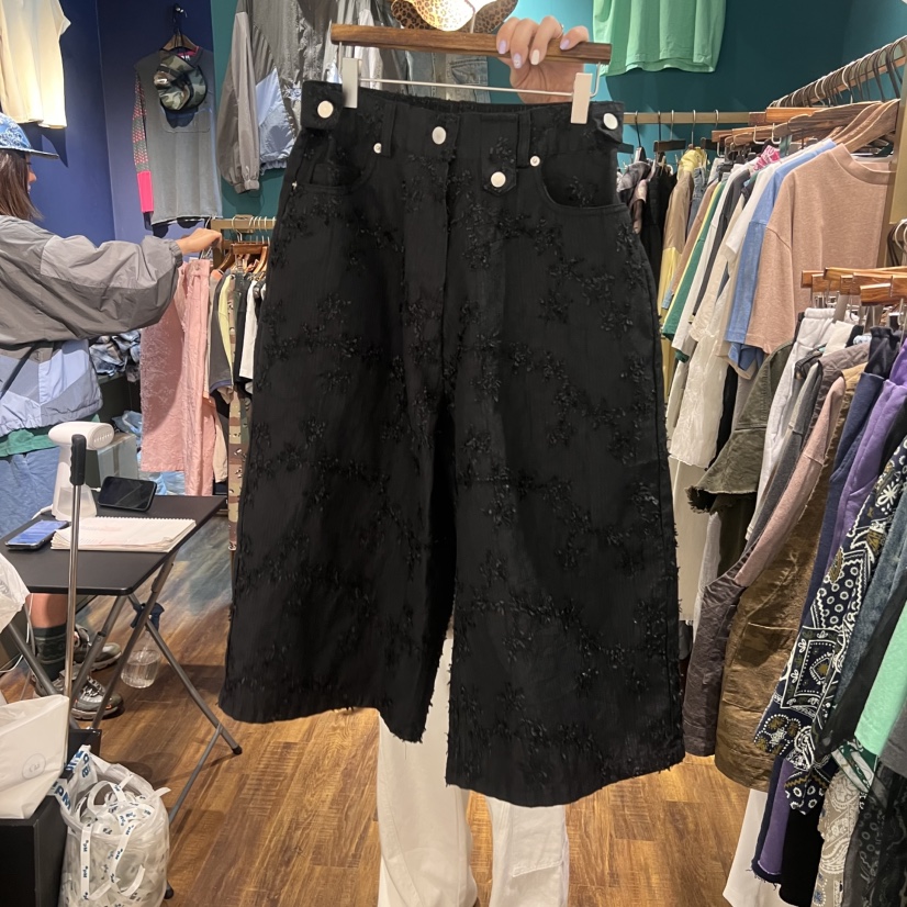 MERCI LINDA韓國㊣直郵東大門代購女裝新品25春夏熱賣短褲MERCI LINDA短褲圖色2