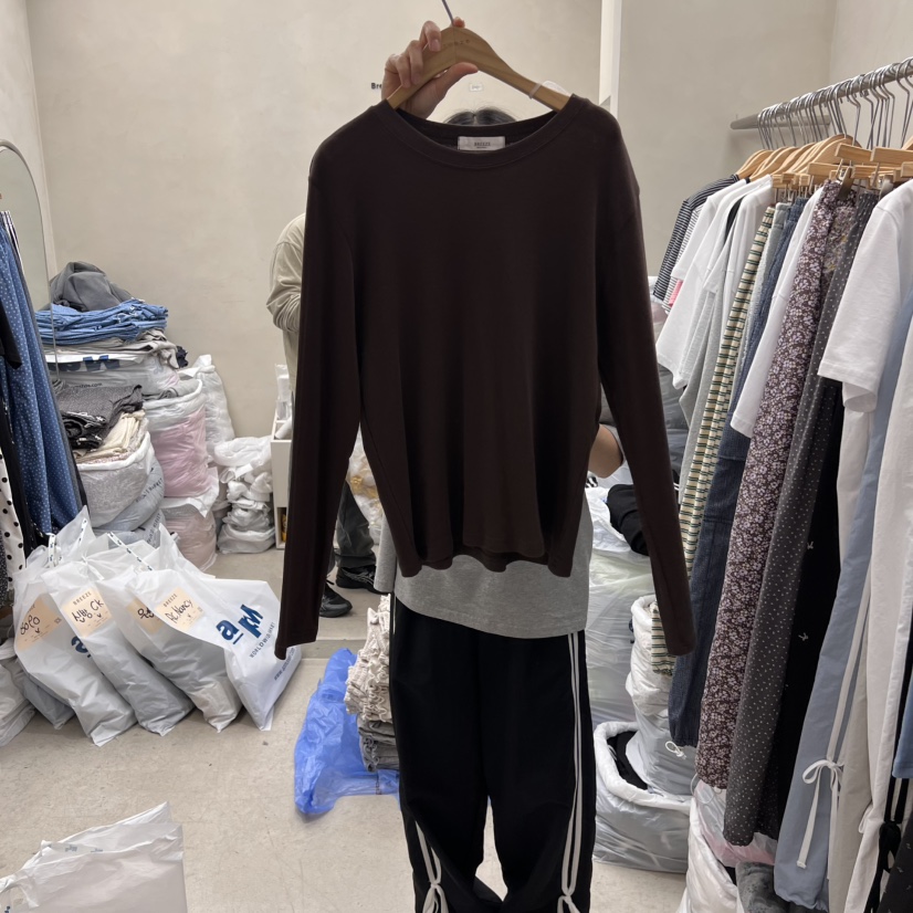 BREEZE韓國直郵㊣東大門實拍女裝新品熱賣休閑時尚人氣長袖T恤BREEZE長袖T恤圖色5