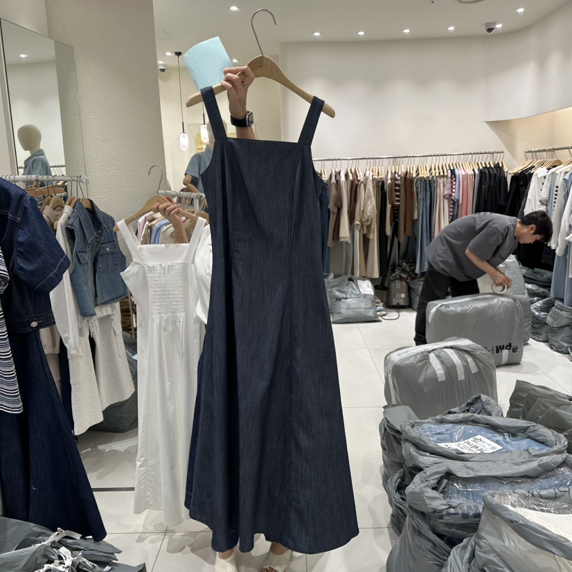 BLUEI-D韓國直郵㊣東大門實拍女裝新品休閑時尚熱賣連衣裙Blue i-d連衣裙圖色2