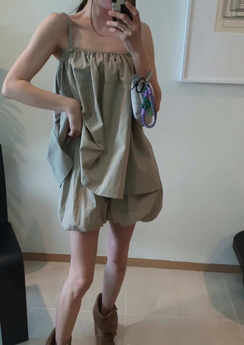 GENTLE B韓國直郵女士新款職業人氣休閑推薦熱賣25春夏吊帶背心GENTLE B吊帶/背心